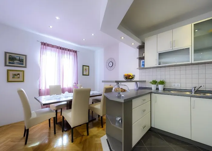 شقة Kulisic مْليني