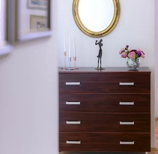 Kulisic مْليني