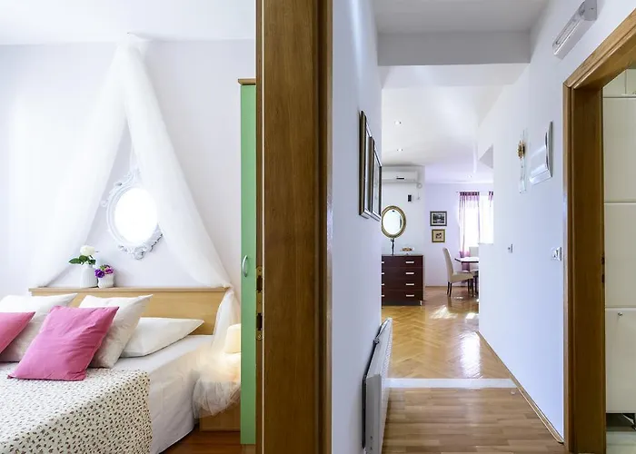 Kulisic مْليني